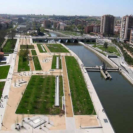 Piramides 2 Apartment Madrid Ngoại thất bức ảnh